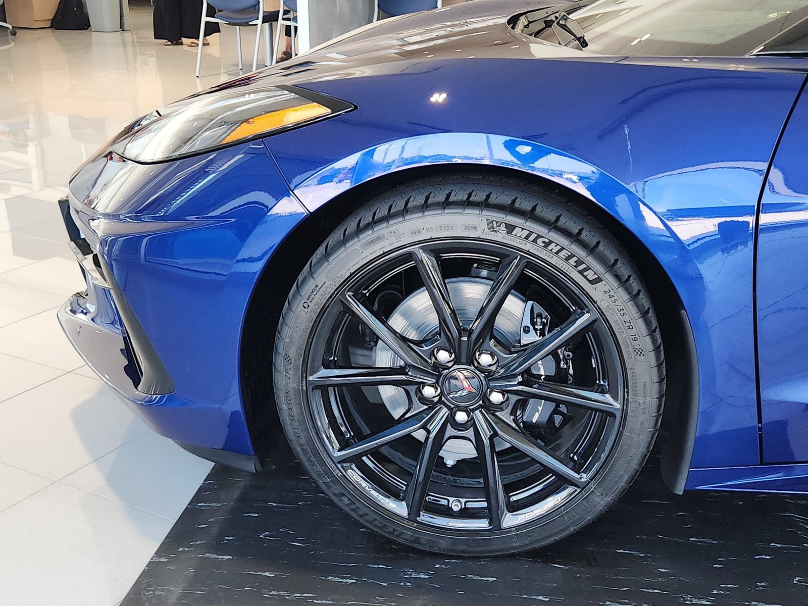 New 2027 Chevrolet Corvette Stingray Convertible RWD image 10