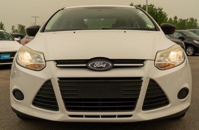 Used 2014 Ford Focus S FWD image 3