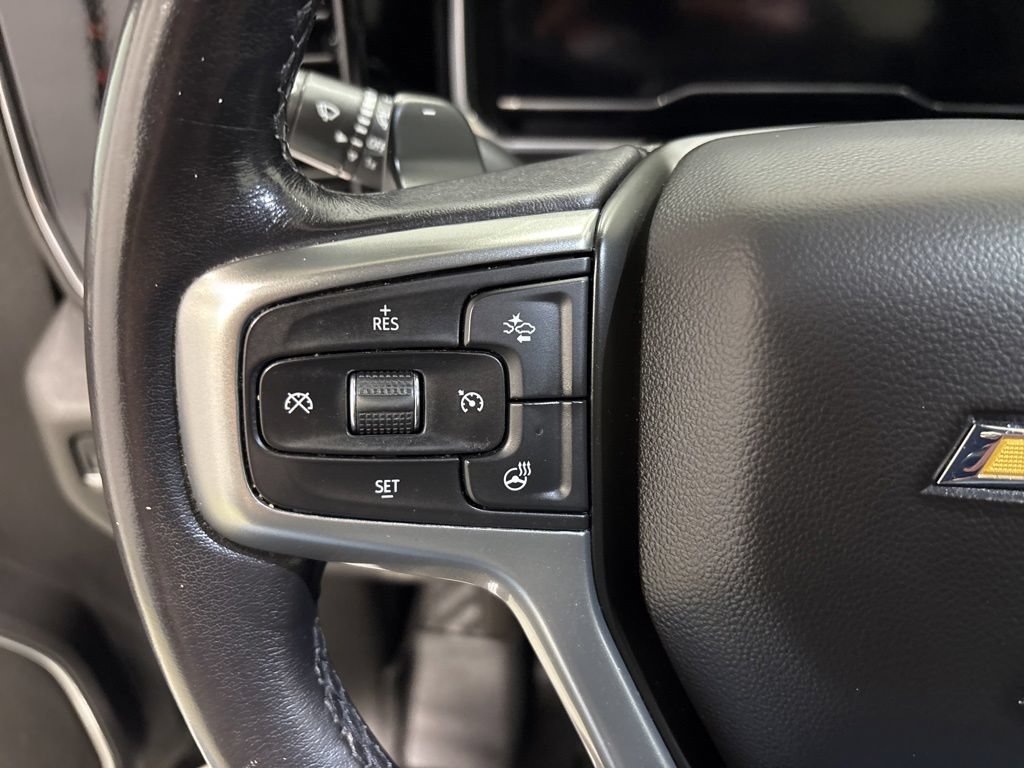 Used 2022 Chevrolet Silverado 1500 LT AWD/4WD image 25