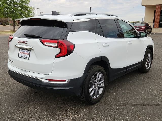 Used 2024 GMC Terrain SLT image 4