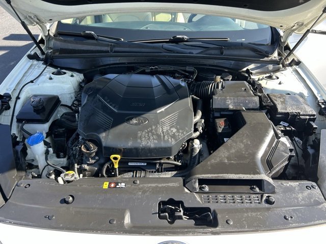 Used 2017 Kia Cadenza Technology image 11