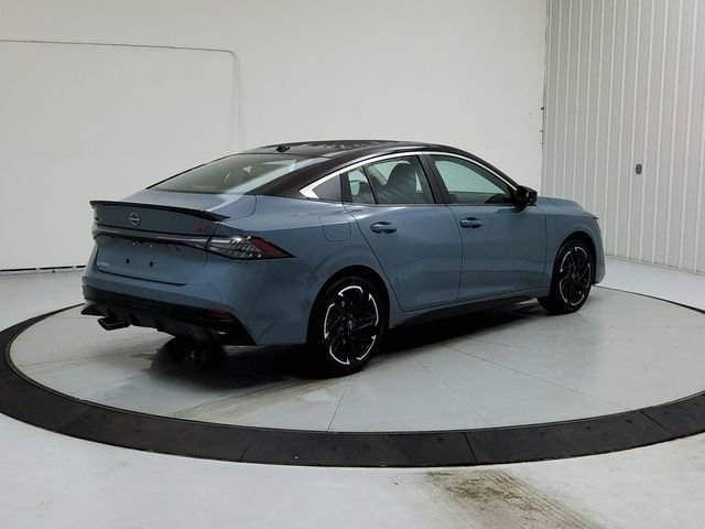 New 2026 Nissan Sentra SR w/ SR Premium Package image 7