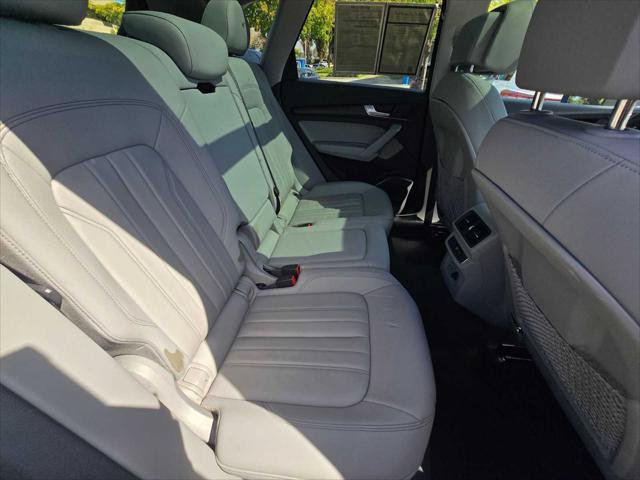 Used 2022 Audi Q5 2.0T Premium AWD/4WD image 12