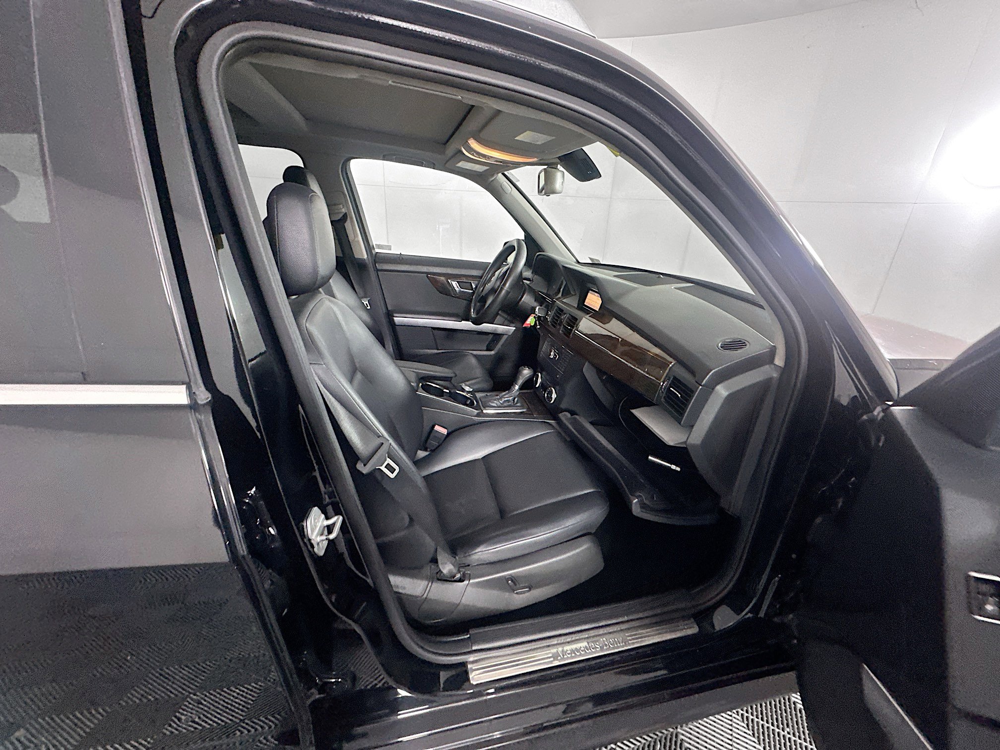 Used 2011 Mercedes-Benz GLK 350 GLK 350 image 28