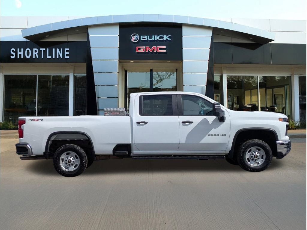 Used 2024 Chevrolet Silverado 2500 W/T w/ WT Convenience Package AWD/4WD image 2