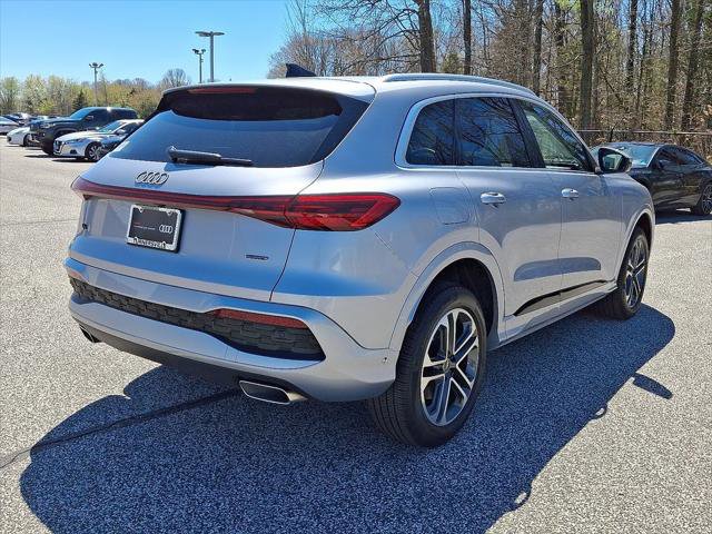 Certified 2025 Audi Q5 Premium w/ 19" Wheel Package image 6