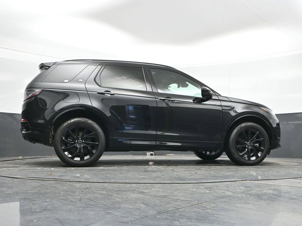 Used 2025 Land Rover Discovery Sport Dynamic SE image 41