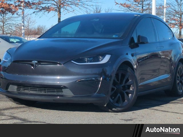 Used 2024 Tesla Model X image 1