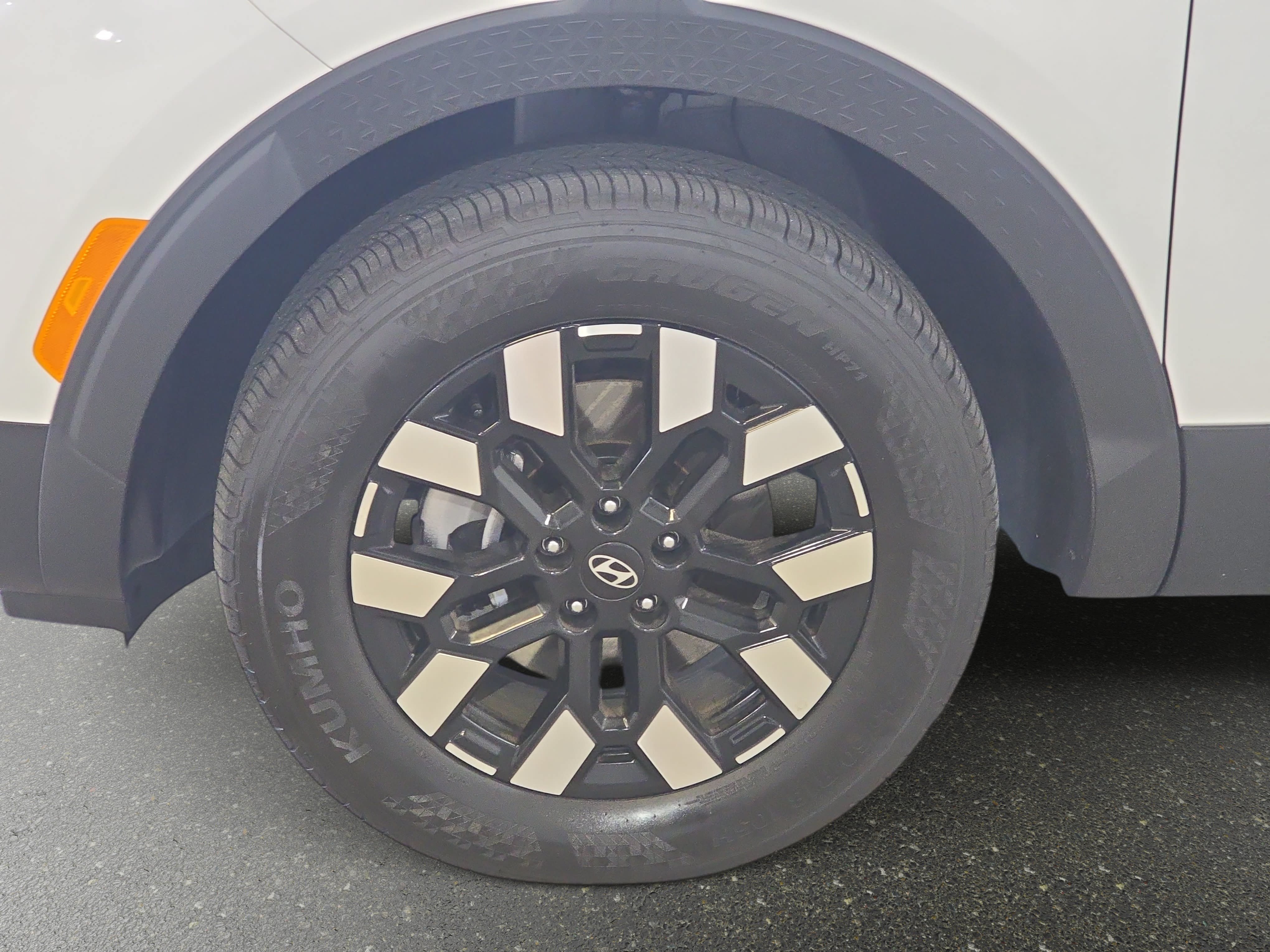 Used 2026 Hyundai Santa Cruz SEL FWD image 31