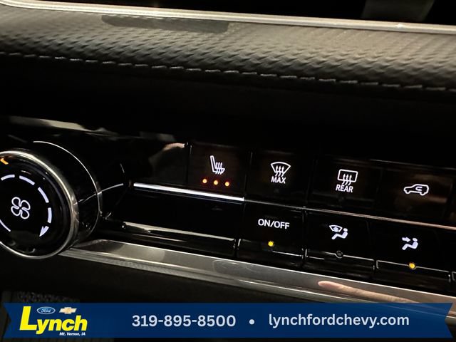 New 2027 Chevrolet Equinox LT w/ Safety and Technology Package AWD/4WD image 13