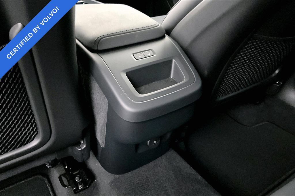 Certified 2026 Volvo XC60 B5 Plus AWD/4WD image 31