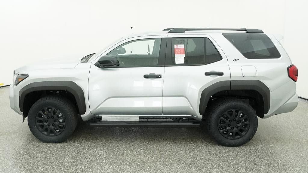New 2026 Toyota 4Runner SR5 AWD/4WD image 3