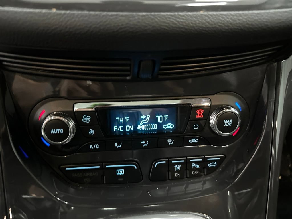 Used 2014 Ford Escape Titanium w/ Equipment Group 401A FWD image 19