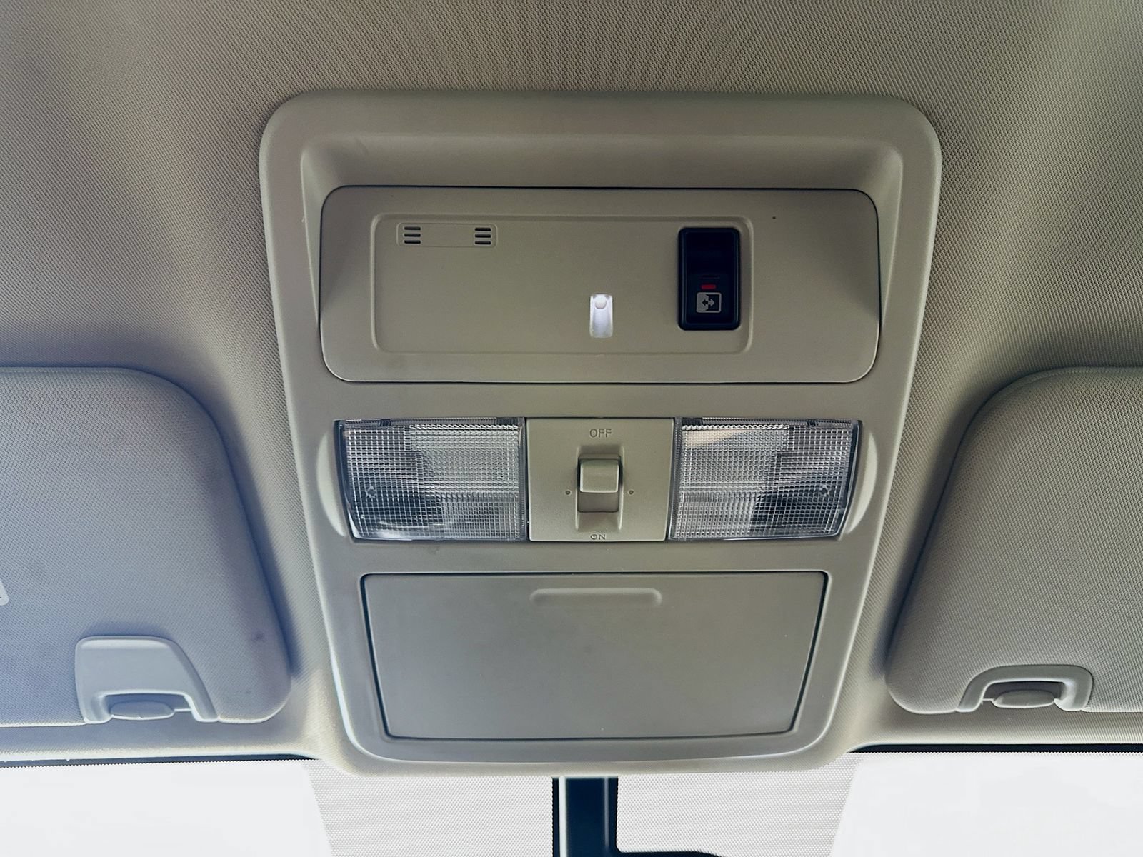 Used 2019 Nissan Titan SV w/ SV Convenience Package AWD/4WD image 29