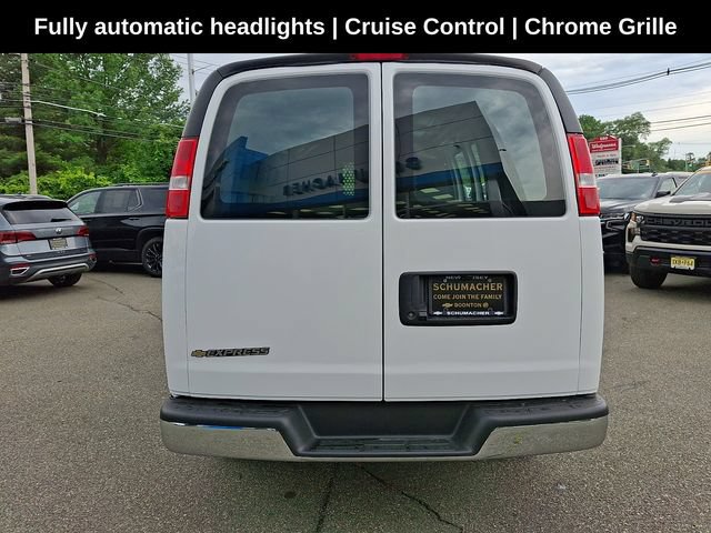 Used 2025 Chevrolet Express 2500 w/ Driver Convenience Package RWD image 9