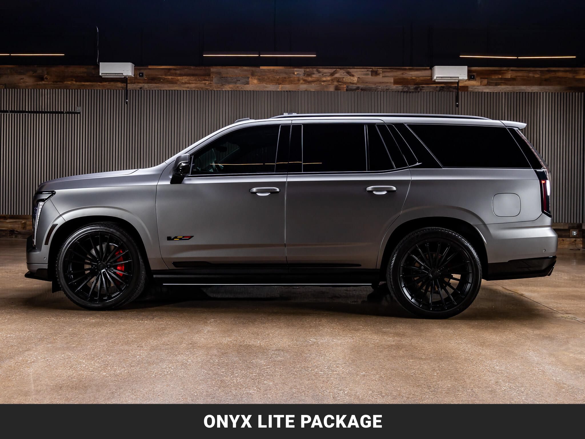 Used 2026 Cadillac Escalade V w/ LPO, Onyx Lite Package AWD/4WD image 5