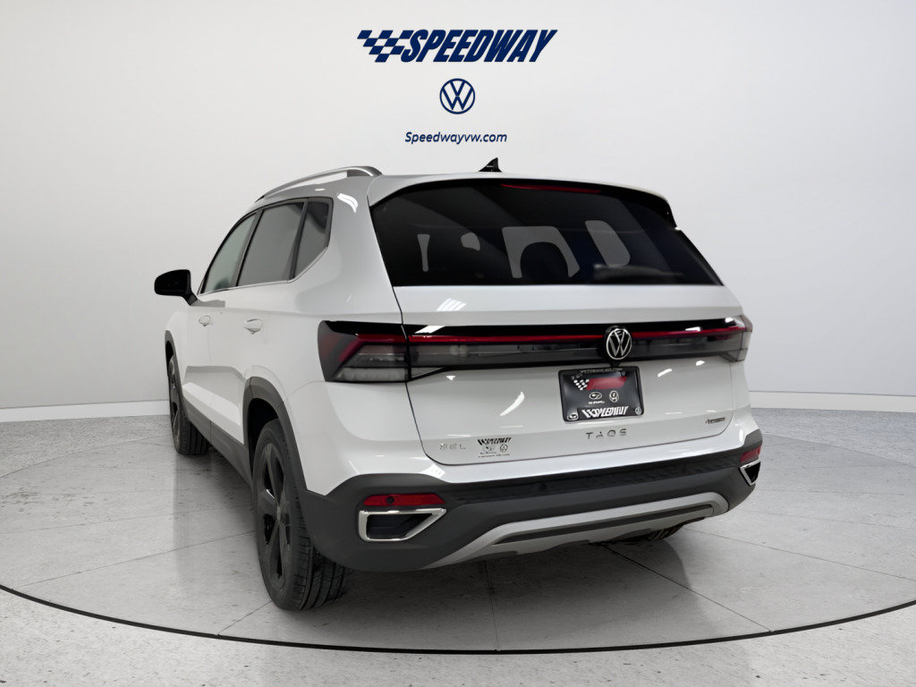 New 2026 Volkswagen Taos SEL AWD/4WD image 7