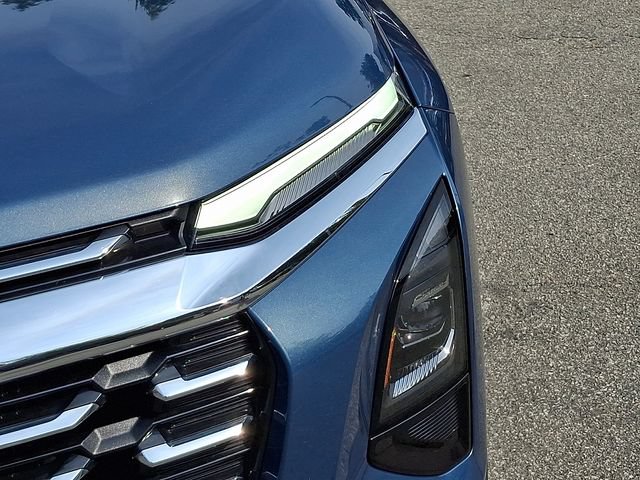 Used 2025 Chevrolet Equinox LT FWD image 9