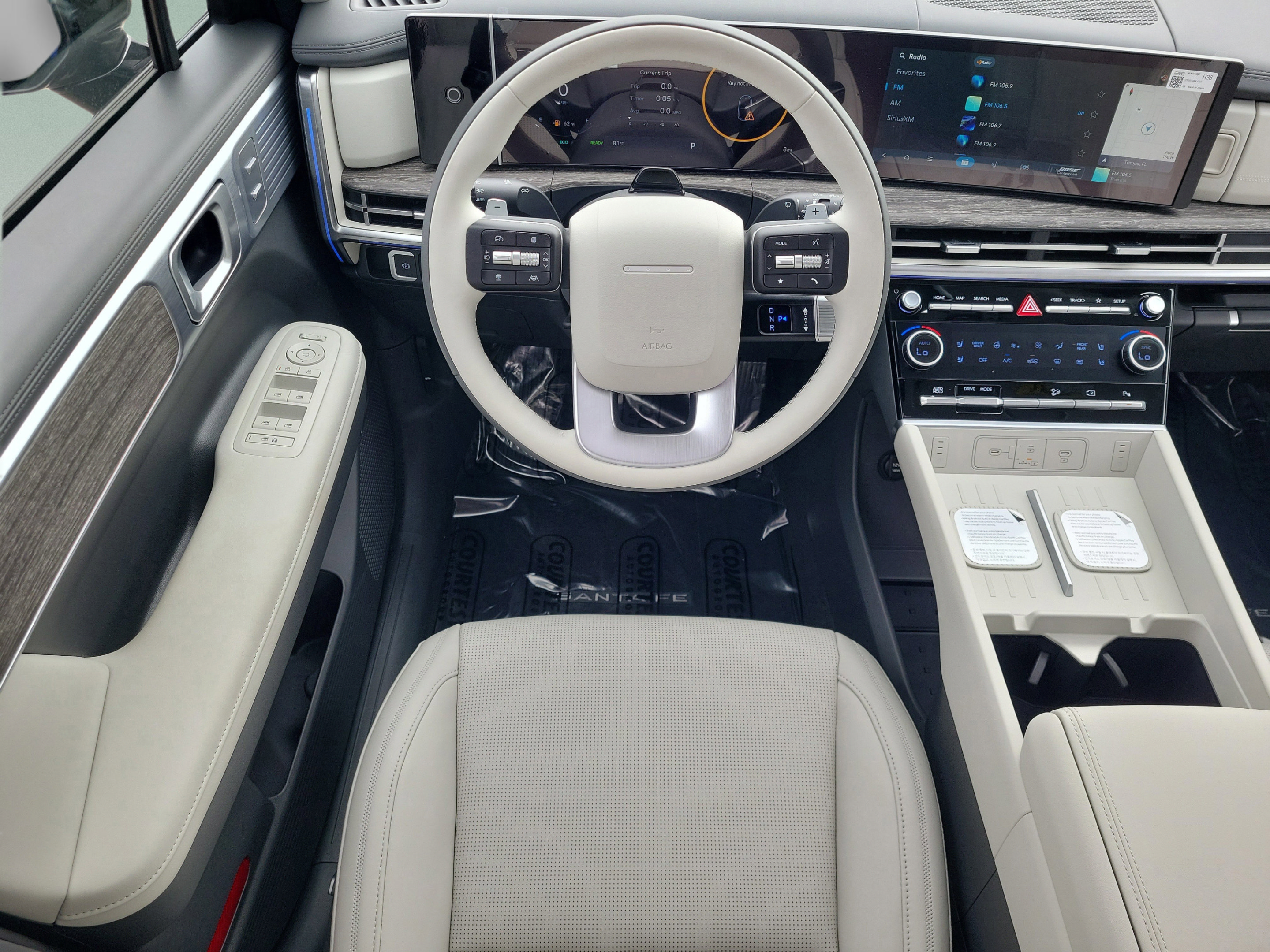 New 2026 Hyundai Santa Fe Calligraphy FWD image 20