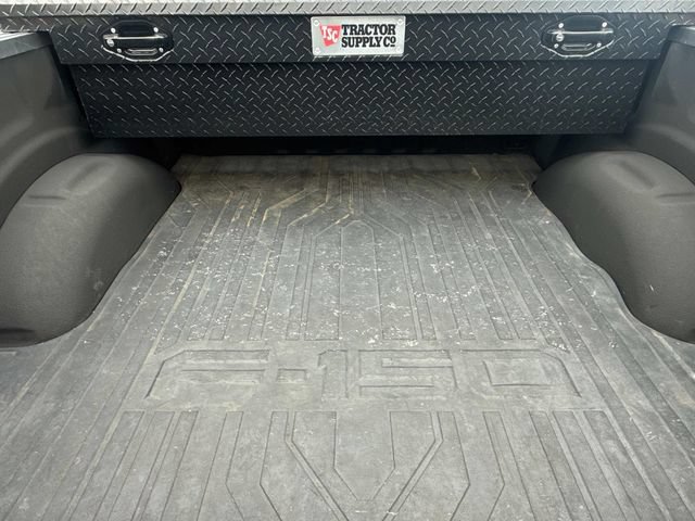 Used 2018 Ford F150 Lariat w/ Equipment Group 502A Luxury AWD/4WD image 13