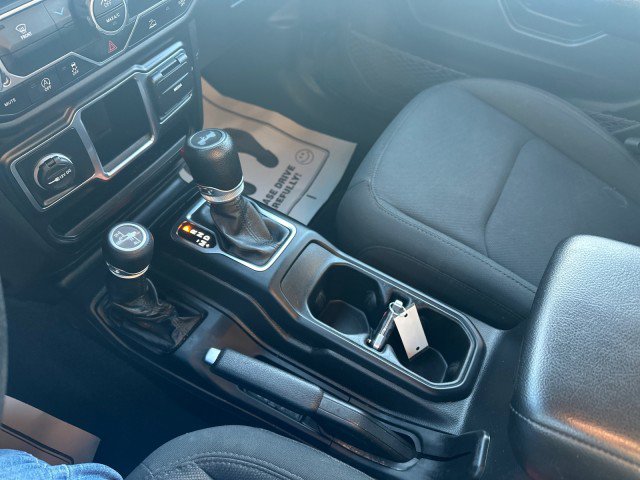 Used 2022 Jeep Wrangler Unlimited Sport image 20