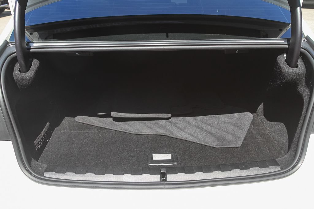 Used 2023 BMW 330e w/ Driving Assistance Package RWD image 20