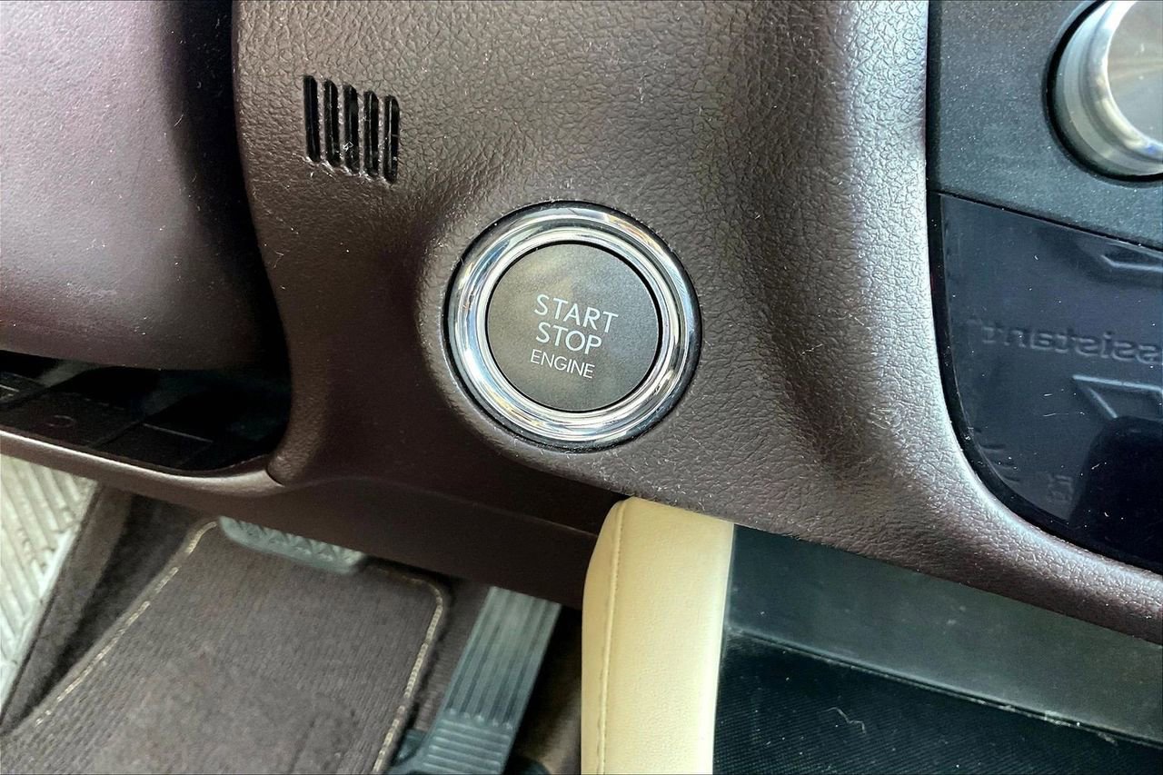 Used 2017 Lexus RX 350 AWD w/ Premium Package image 29