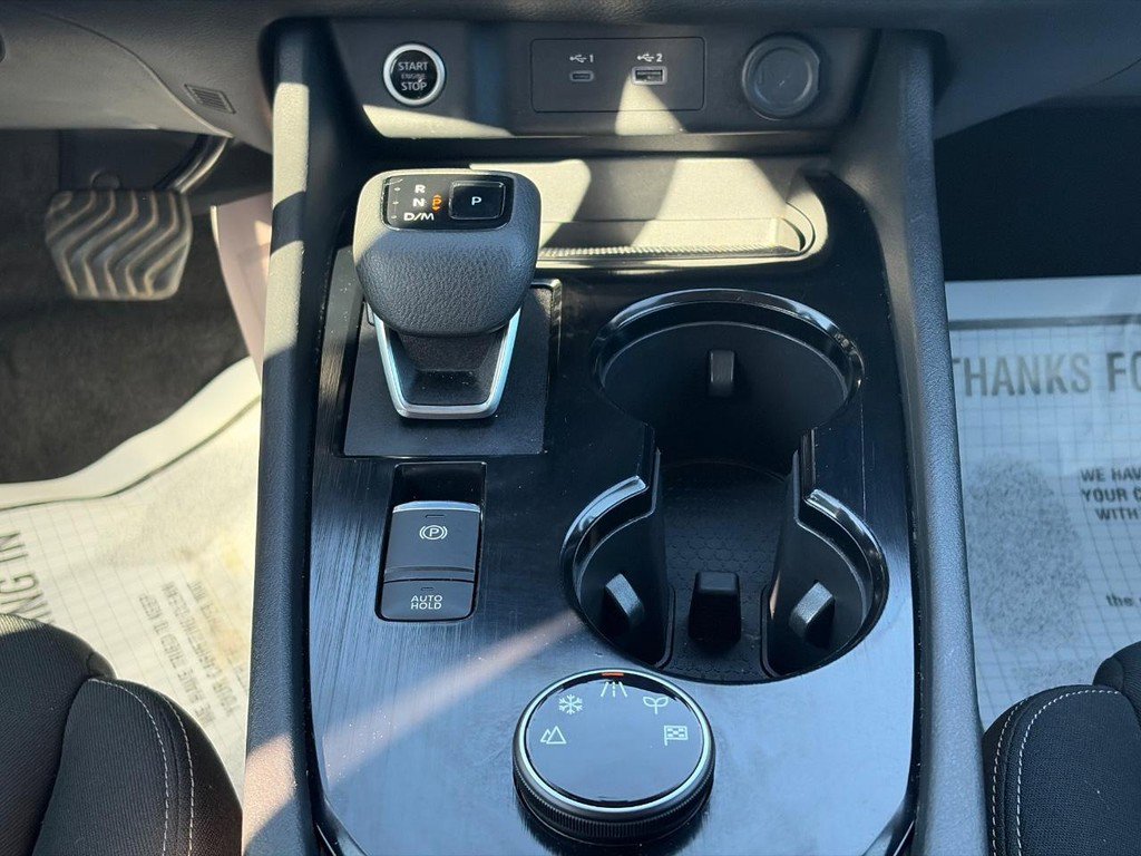 Used 2023 Nissan Rogue S AWD/4WD image 15