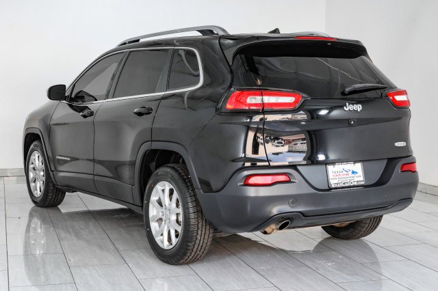 Used 2018 Jeep Cherokee Latitude image 8