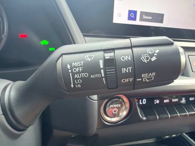 Certified 2024 Lexus UX 250h F Sport FWD image 23
