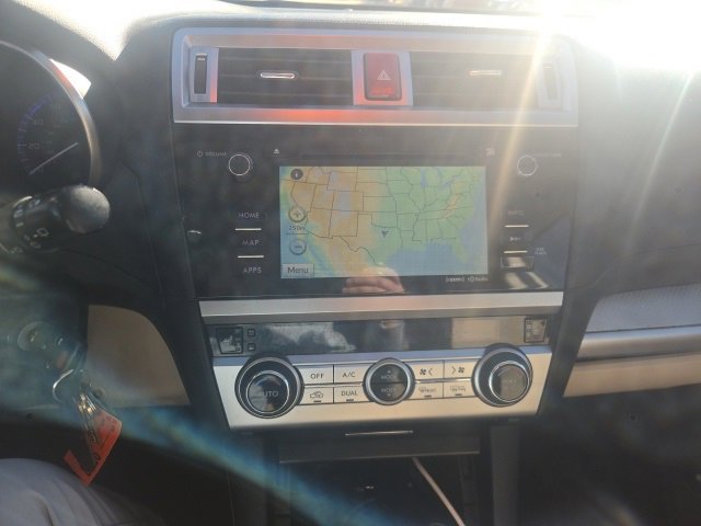 Used 2016 Subaru Outback 2.5i Premium image 12