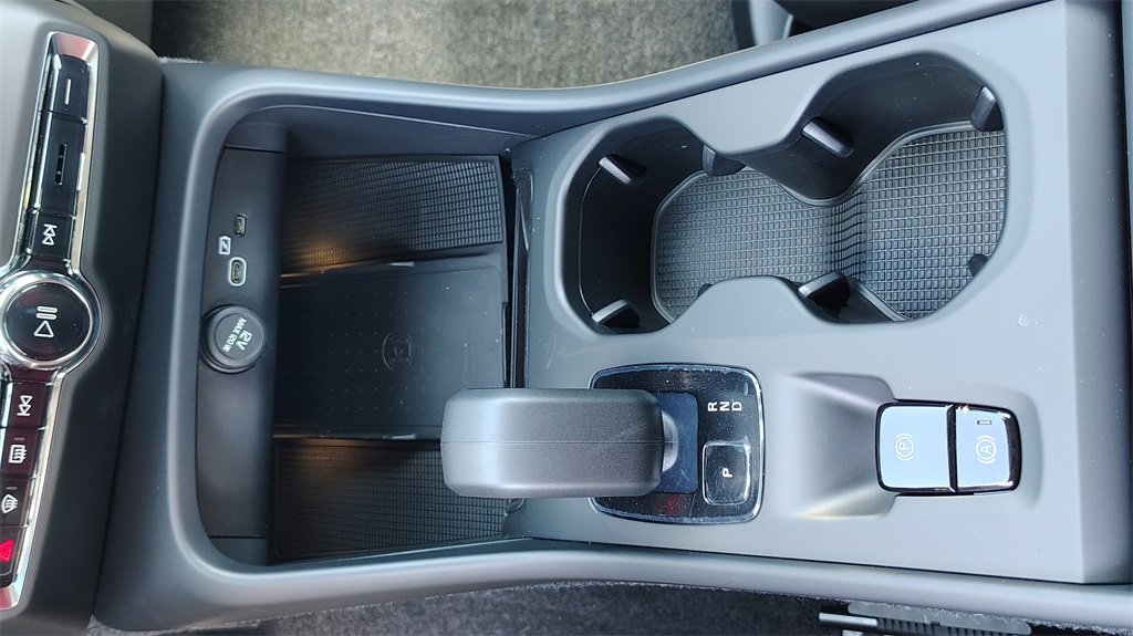 New 2026 Volvo XC40 B5 Core image 20