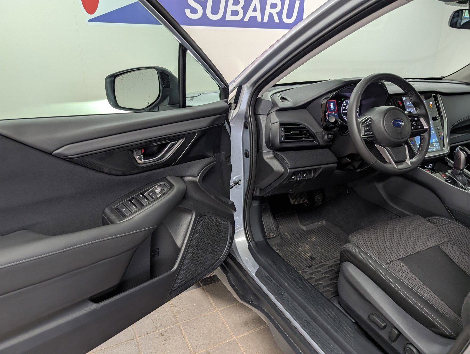 Certified 2025 Subaru Outback Premium image 27