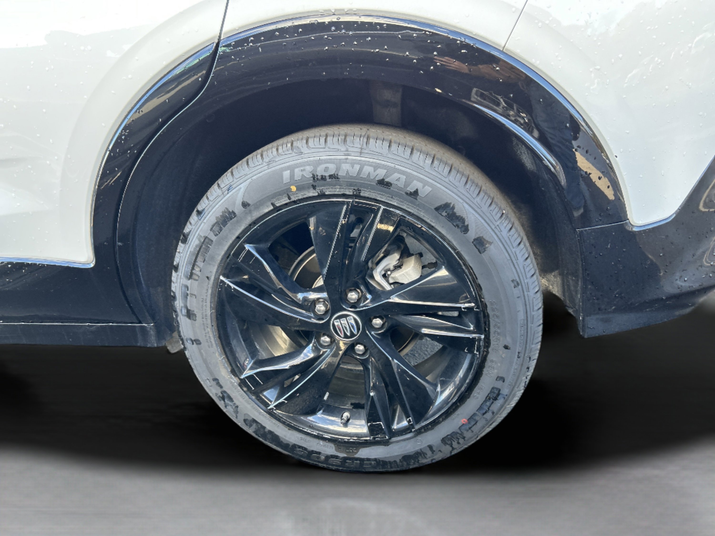 Used 2024 Buick Encore GX Sport Touring image 43