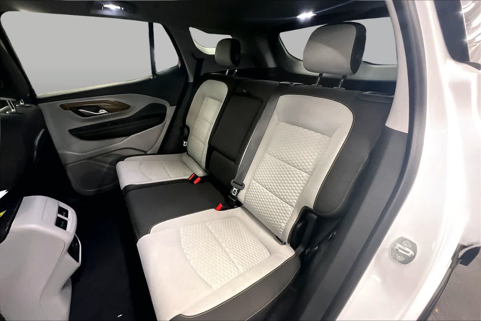 Used 2020 GMC Terrain SLE FWD image 20