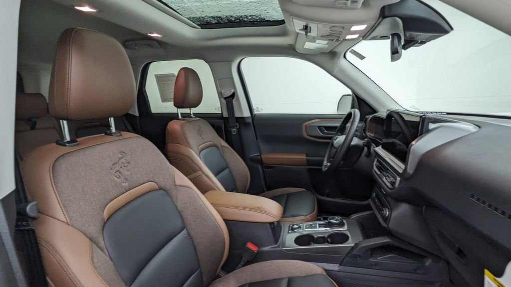 New 2025 Ford Bronco Sport Outer Banks w/ Sasquatch Outer Banks Package image 39