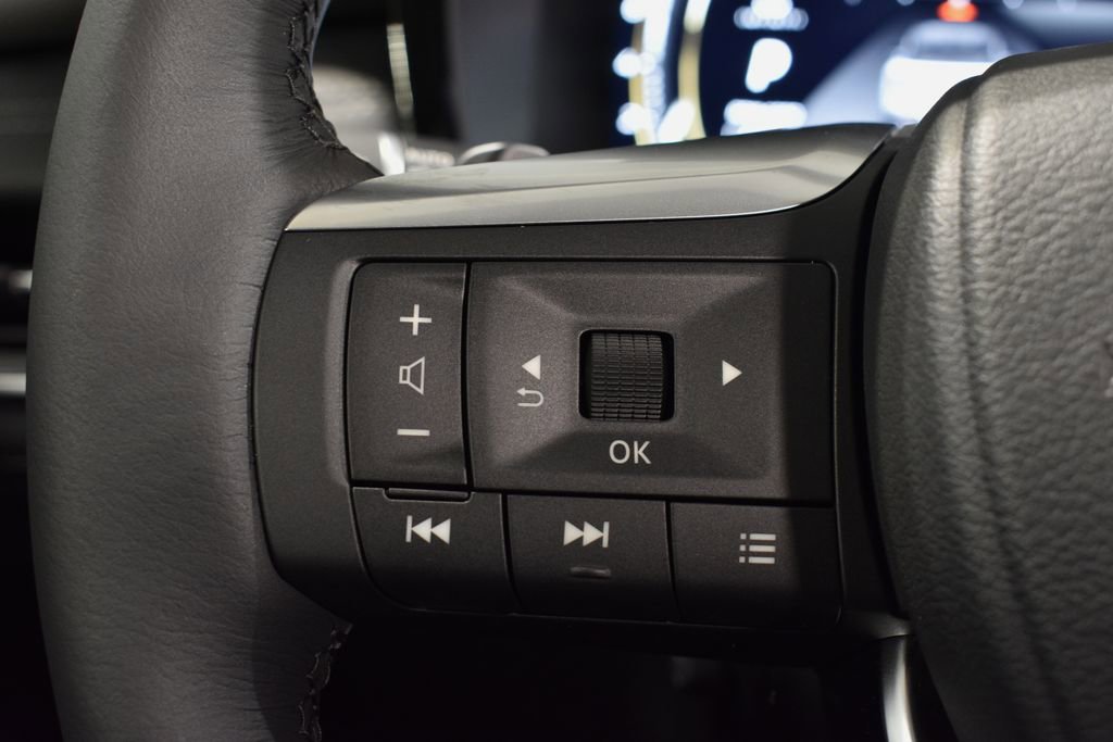 New 2026 INFINITI QX60 Luxe w/ Family Package image 20