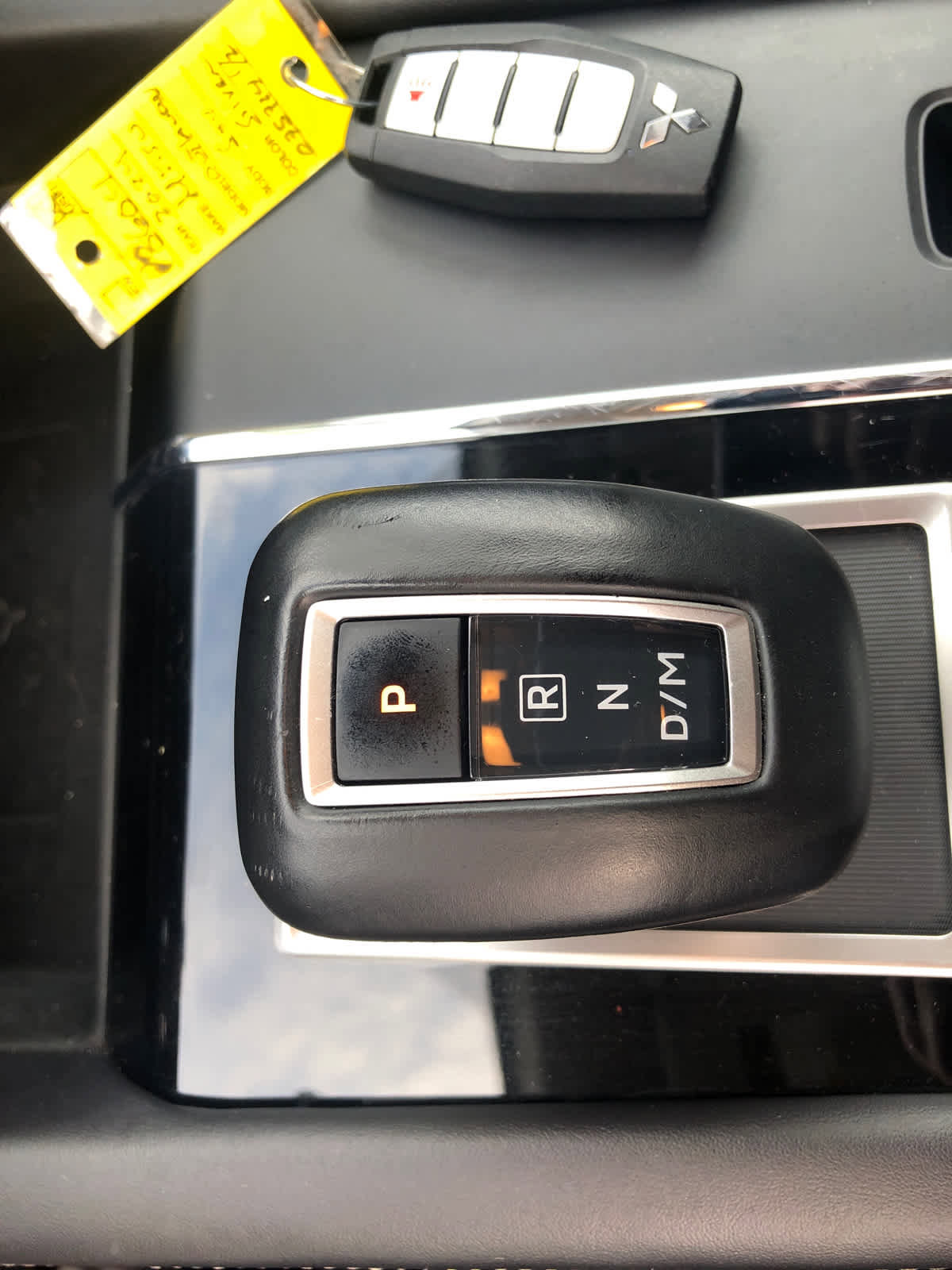 Used 2024 Mitsubishi Outlander SE image 21