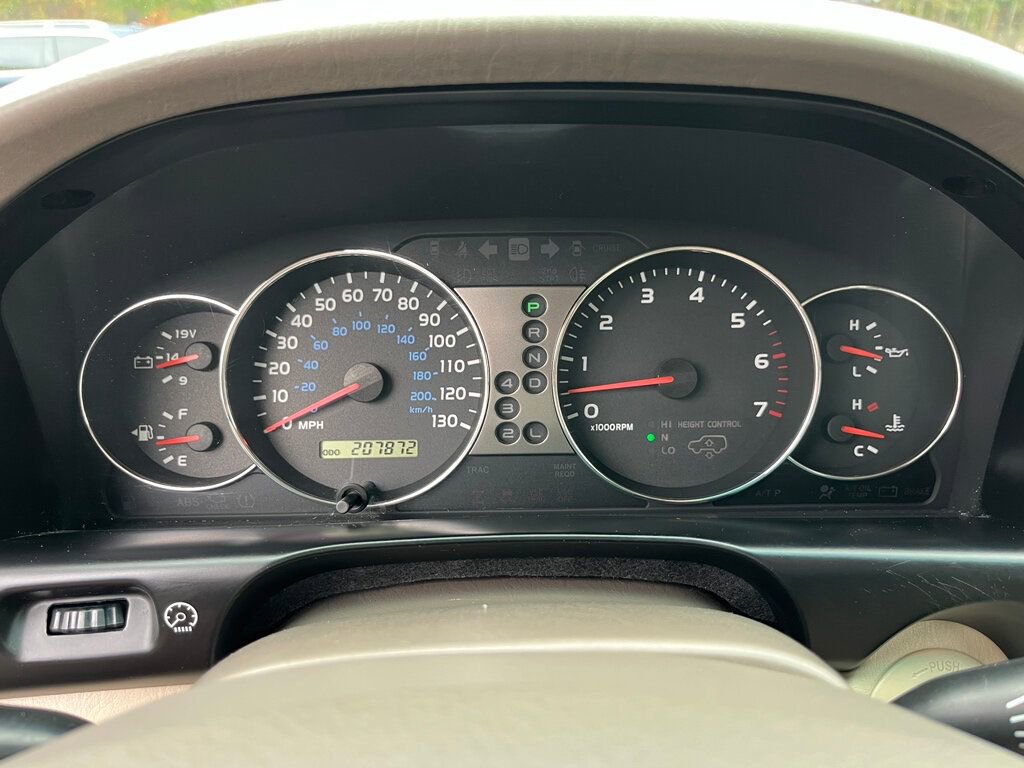 Used 2006 Toyota Land Cruiser image 80