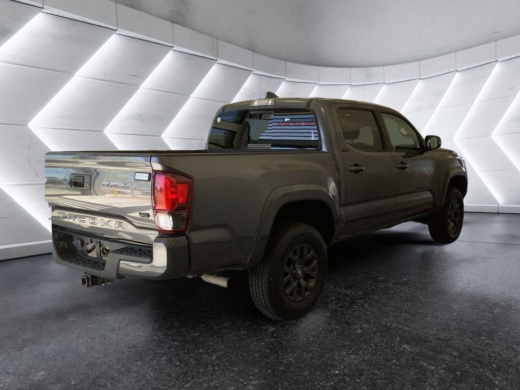 Used 2021 Toyota Tacoma SR5 w/ Technology Package image 4