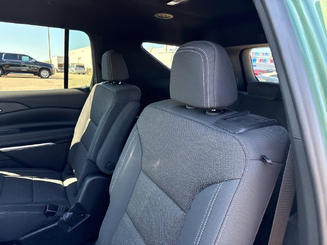 New 2027 Chevrolet Traverse LT AWD/4WD image 22