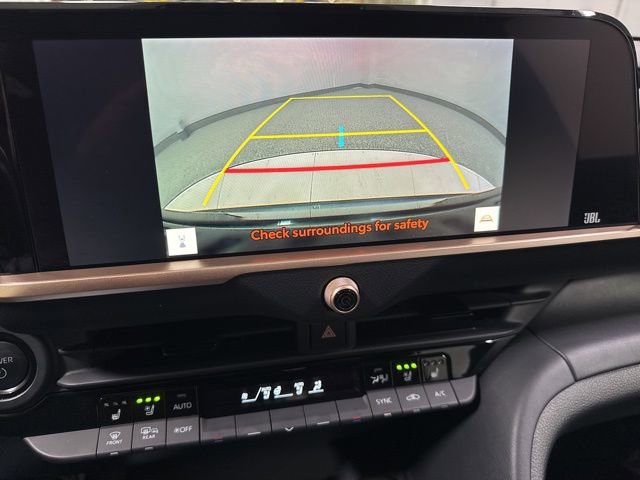 Used 2023 Toyota Crown Limited AWD/4WD image 4