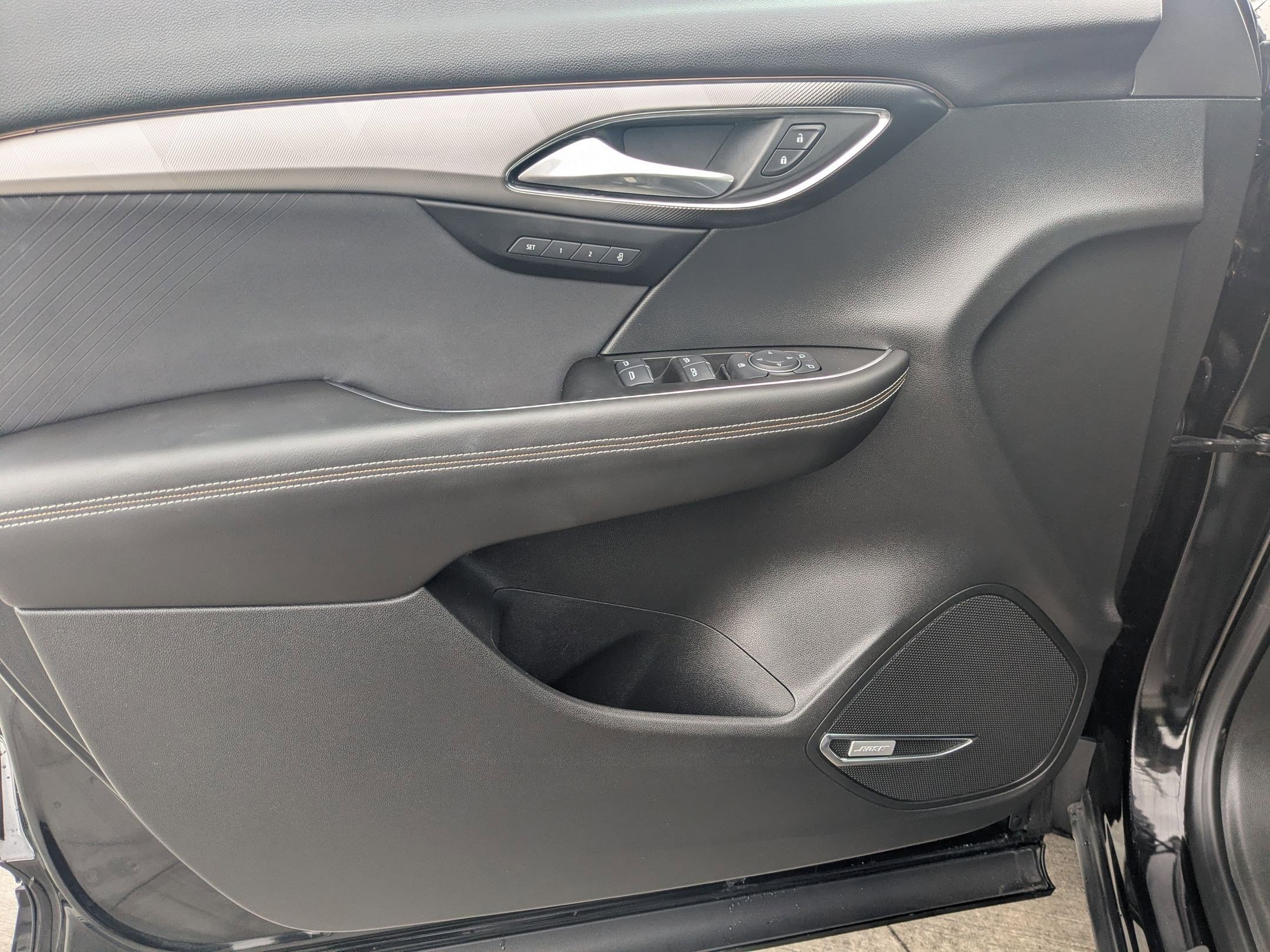 Used 2025 Buick Envision Sport Touring AWD/4WD image 14