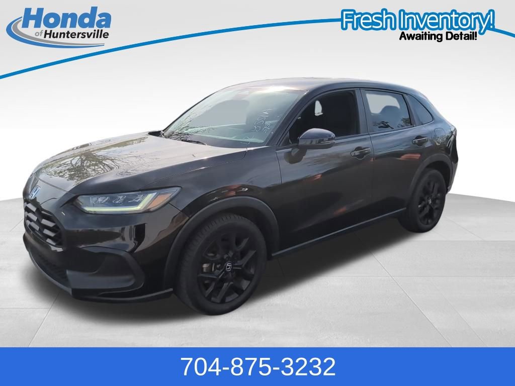 Used 2023 Honda HR-V Sport image 4