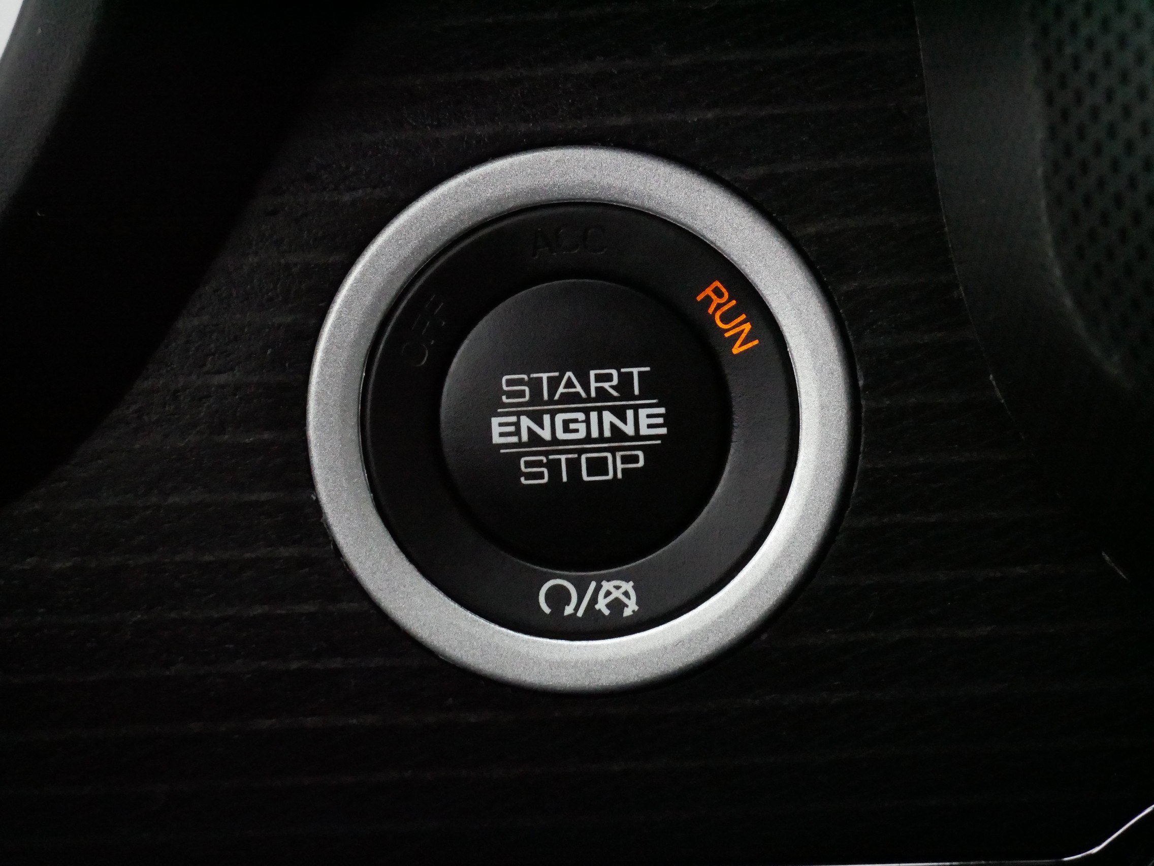 Used 2024 RAM 1500 Limited image 28