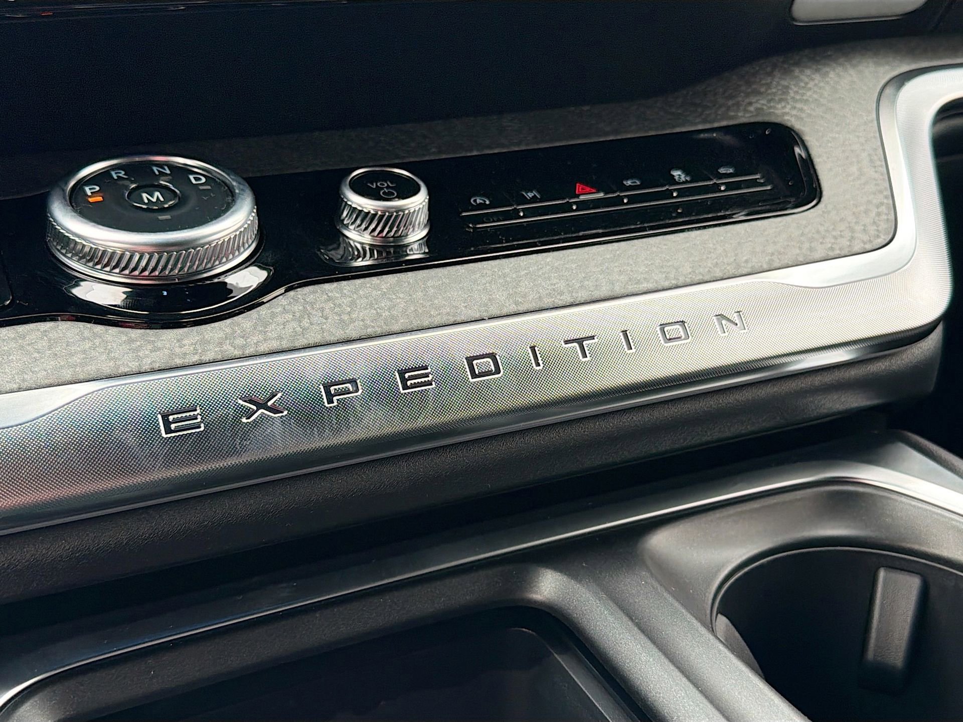 New 2026 Ford Expedition Tremor image 23
