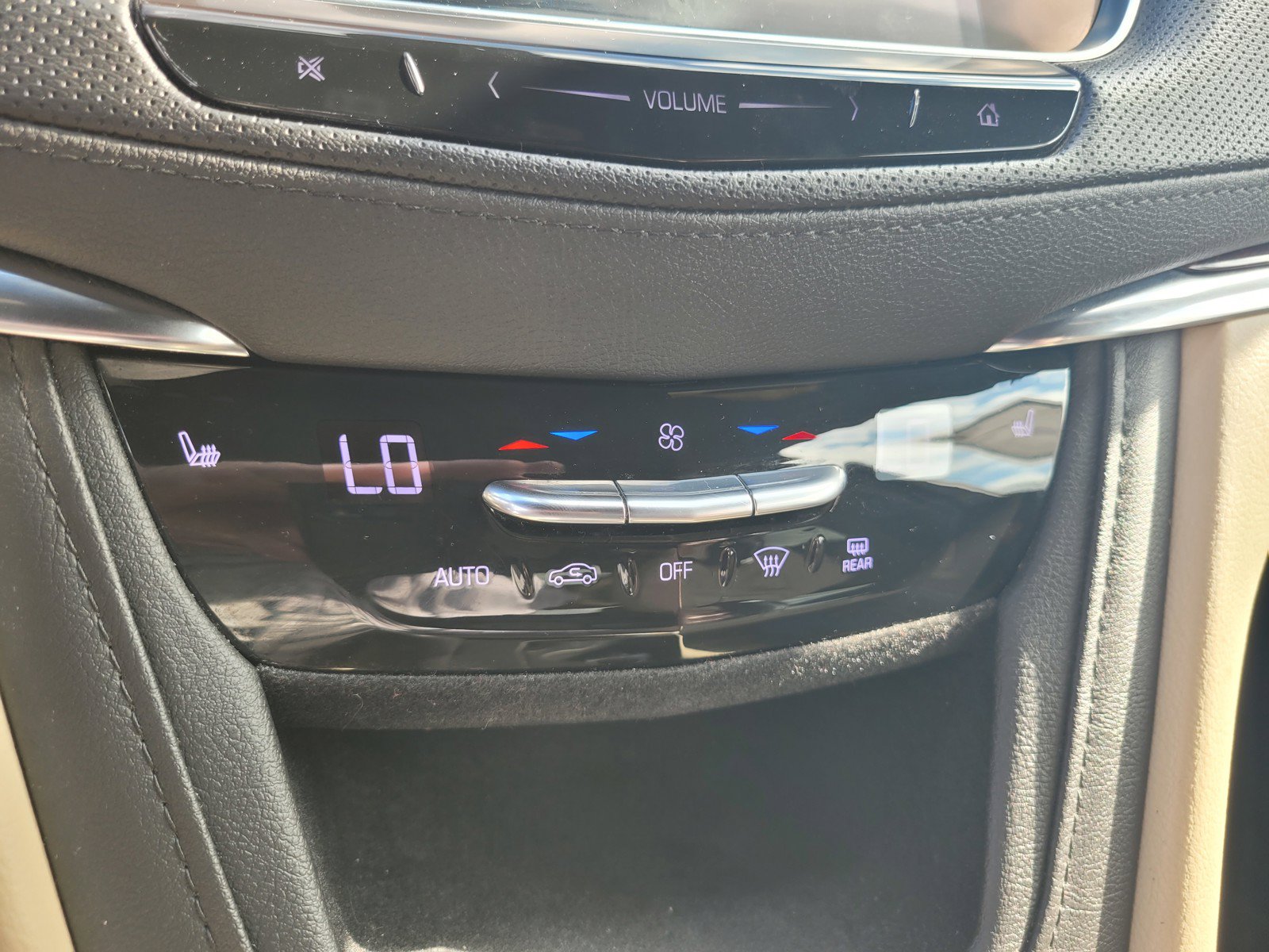 Used 2019 Cadillac XT5 Luxury FWD image 22