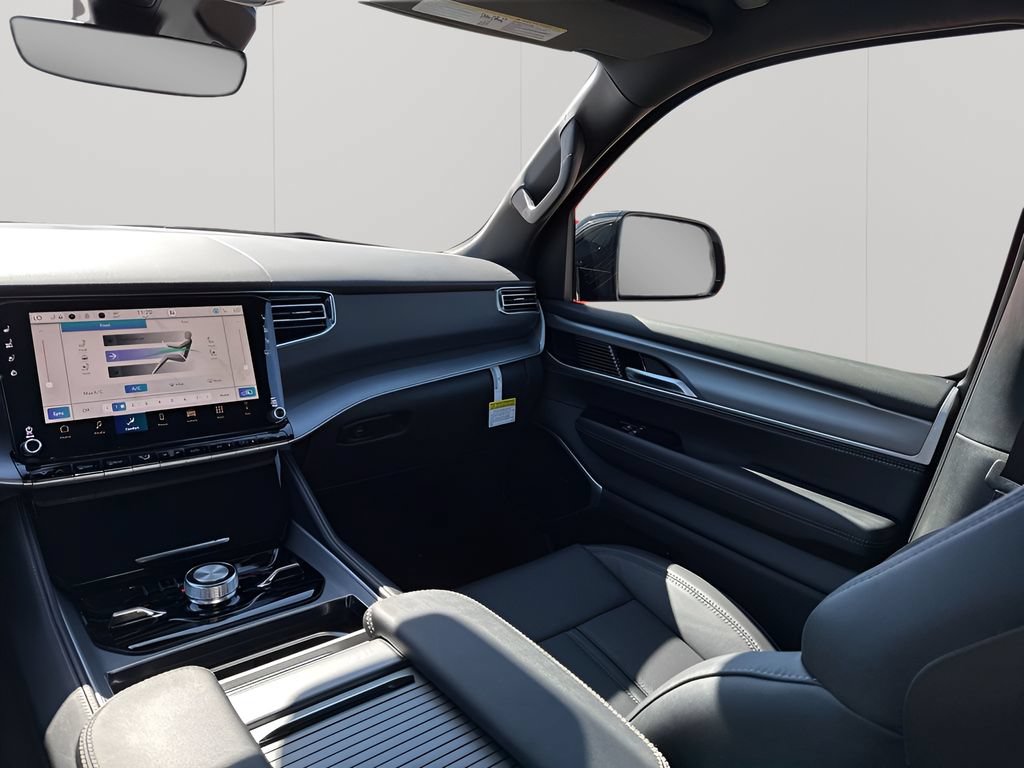 New 2026 Jeep Grand Wagoneer Limited AWD/4WD image 25