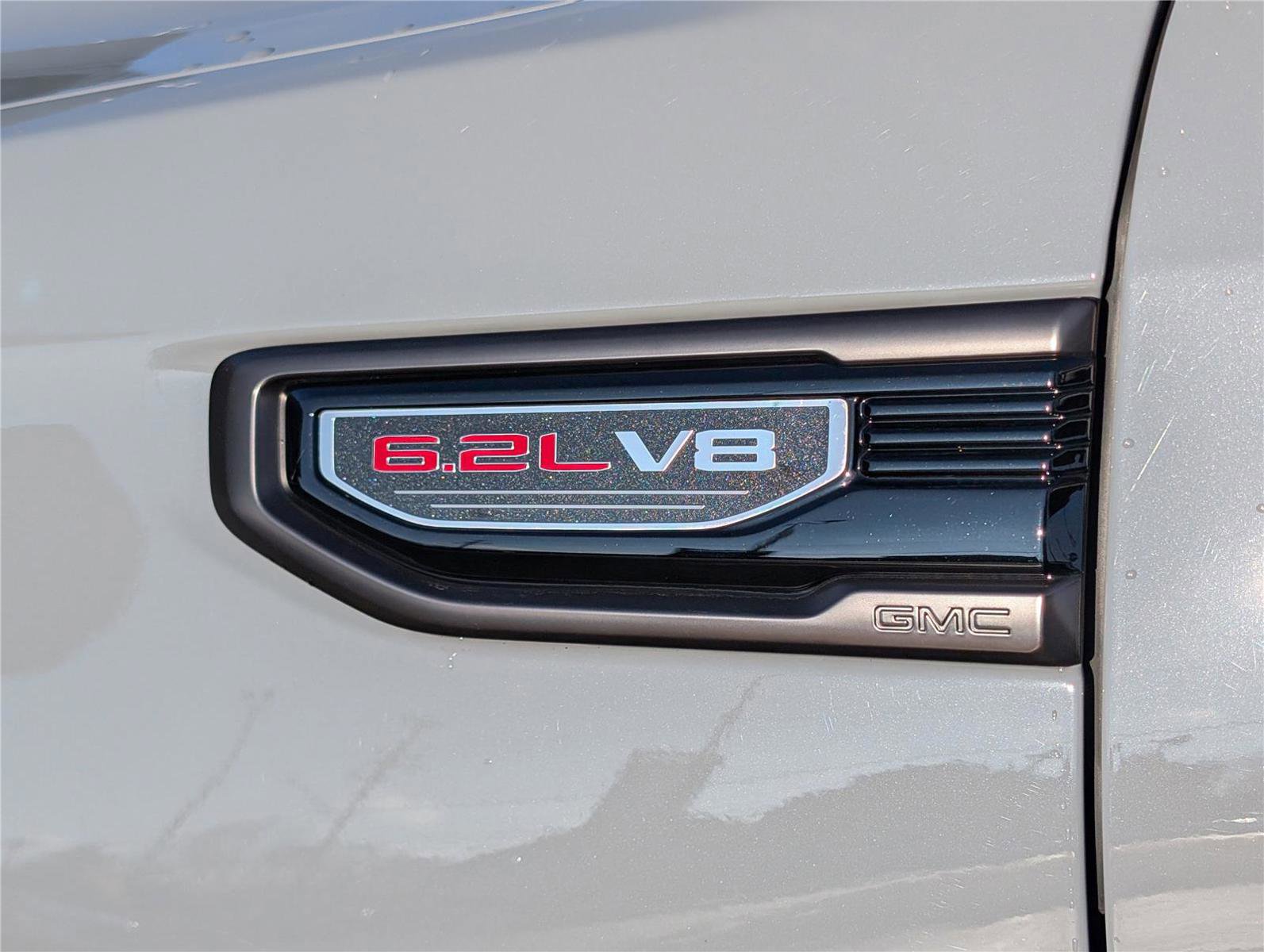 Used 2024 GMC Sierra 1500 AT4X w/ AT4X AEV Edition image 11