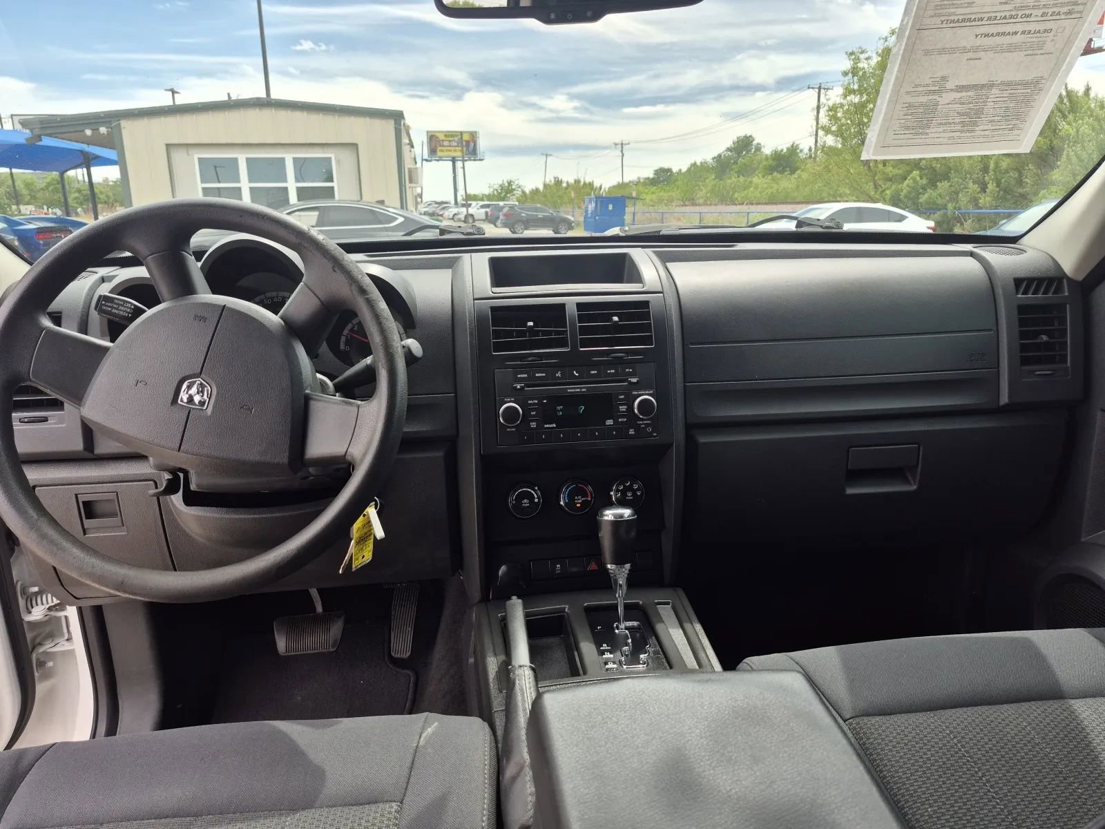 Used 2011 Dodge Nitro Heat RWD image 20